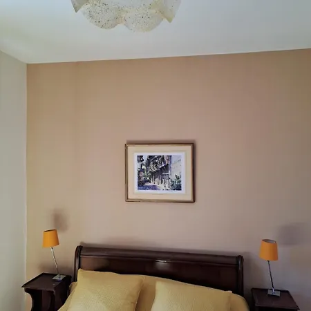 Les De La Violette Bed & Breakfast Grenier-Montgon