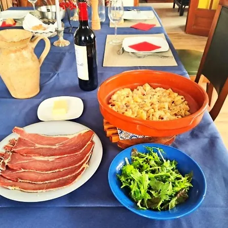 Bed & Breakfast Les De La Violette *