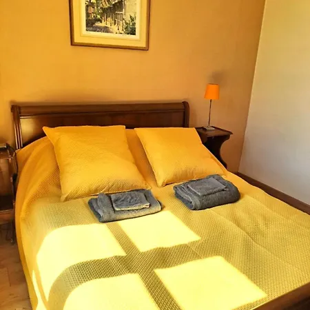Bed & Breakfast Les De La Violette Grenier-Montgon